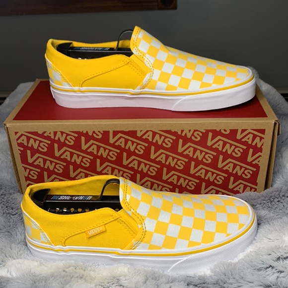Vans Shoes - NWT VANS slip on shoes